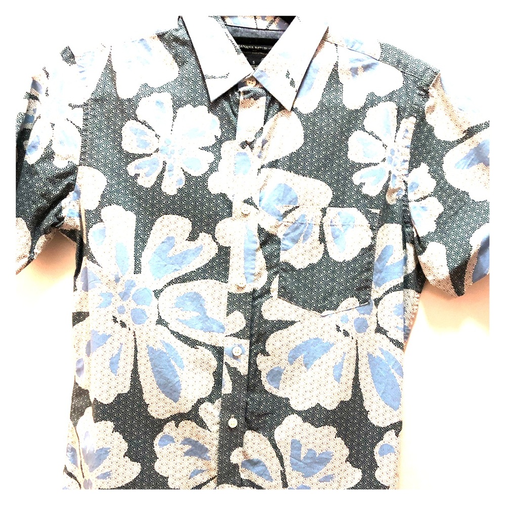 Banana Republic short sleeve Hawaiian button down
